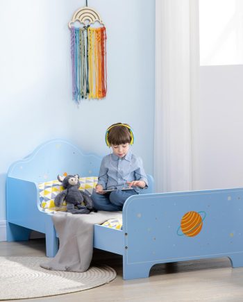 ZONEKIZ Kids Toddler Bed w/ Rocket & Planets Patterns, Safety Rails, Kids Bedroom Furniture for Boys, Girls, Ages 3-6 Years, 143 x 74 x 59cm - Blue